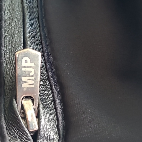 Men's Black Leather Jacket - Size 4XL - Picture 9 of 11